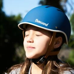 Casque Enfant Bleu Thousand Jr Avec Autocollants -Promos Roulante Pro Boutique casque enfant bleu thousand jr avec autocollants full 5