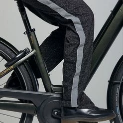 Pantalon Vélo Femme étanche Haute Visibilité Skane Basil 9 Pantalon Vélo Femme étanche Haute Visibilité Skane Basil -Promos Roulante Pro Boutique pantalon velo femme etanche haute visibilite skane basil full 4