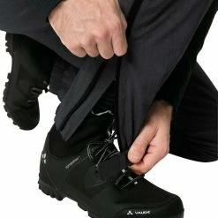 Pantalon De Pluie Vélo Imperméable Et Isolant Pour Hommes Vaude Yaras 11 Pantalon De Pluie Vélo Imperméable Et Isolant Pour Hommes Vaude Yaras -Promos Roulante Pro Boutique pantalon velo pluie hommes yaras vaude zip