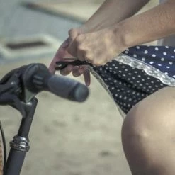 L'Atelier Du Poupoupidou Pince à Jupe Magnétique Pour Vélo Le Poupoupidou 9 L'Atelier Du Poupoupidou Pince à Jupe Magnétique Pour Vélo Le Poupoupidou -Promos Roulante Pro Boutique pince a jupe magnetique pour velo le poupoupidou full 4