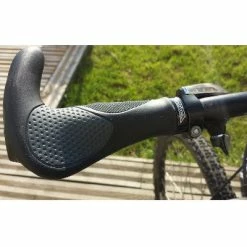 VELO Poignées Vélo Ergonomiques Avec Cornes Triple Densité - La Paire -Promos Roulante Pro Boutique poignees velo ergonomiques avec cornes triple densite la paire full 3