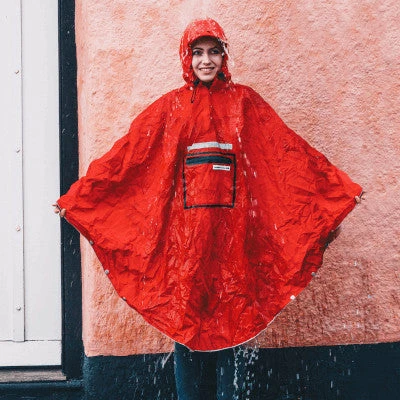 Poncho Vélo Imperméable Rouge The Peoples Poncho 1 Poncho Vélo Imperméable Rouge The Peoples Poncho