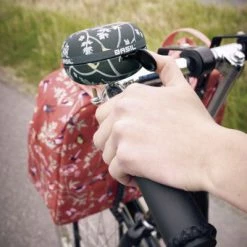 Sonnette De Vélo Wanderlust 80 Mm Noire Basil 7 Sonnette De Vélo Wanderlust 80 Mm Noire Basil -Promos Roulante Pro Boutique sonnette de velo wanderlust 80 mm noire basil full 4