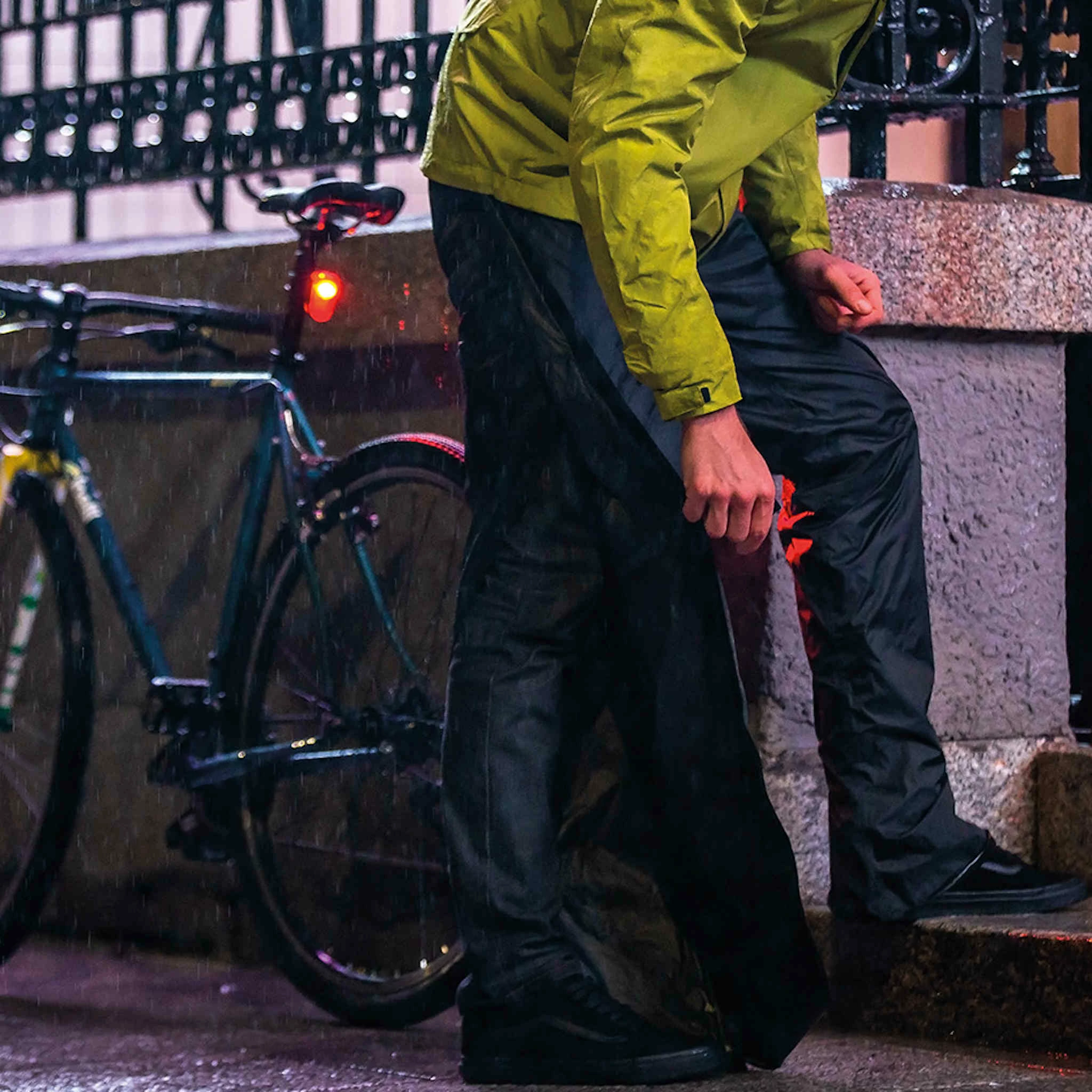 Surpantalon De Pluie Vélo Unisexe Pantaway Tucano Urbano 7 Surpantalon De Pluie Vélo Unisexe Pantaway Tucano Urbano - Image 7